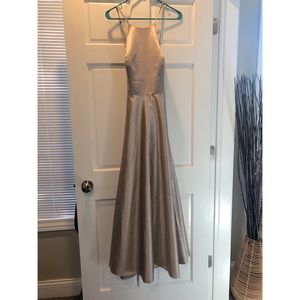 David’s Bridal Biscotti Bridesmaid Dress Size 14